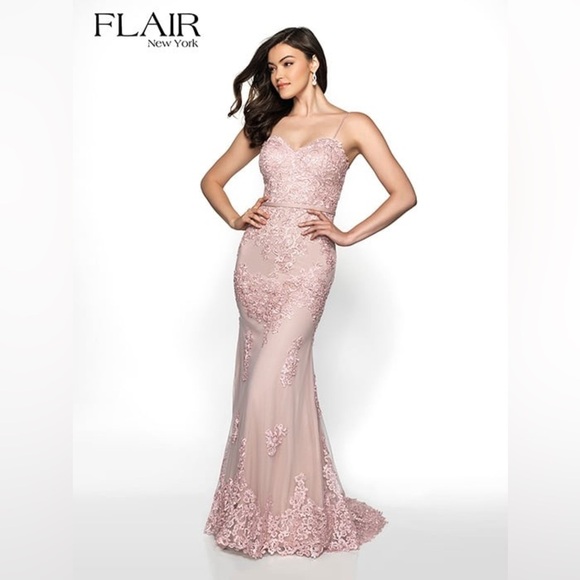 Flair New York Dusty Pink Embroidered Lace Prom Gown With Straps Size 8 NEW - Picture 1 of 15